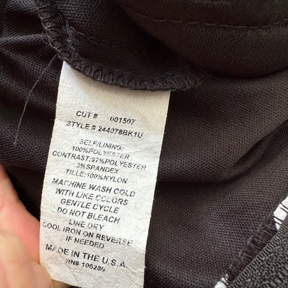 Trixxi Size 5 Strapless Dress. - Picture 4 of 4